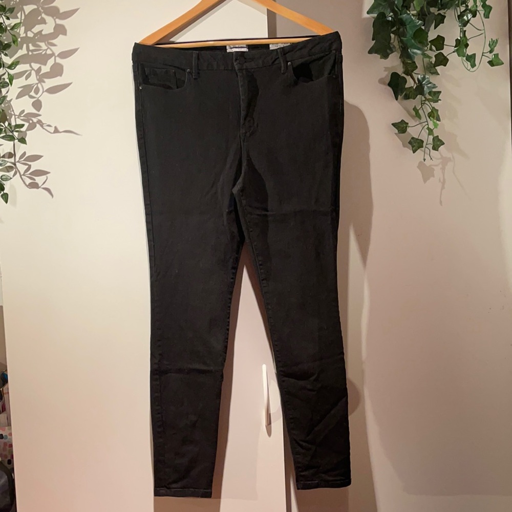 Jessica Simpson Black skinny jeans